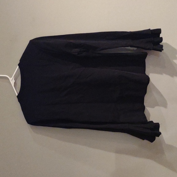 CQ by CQ women's large‎ black long bell sleeve cotton/spandex top - Picture 4 of 4